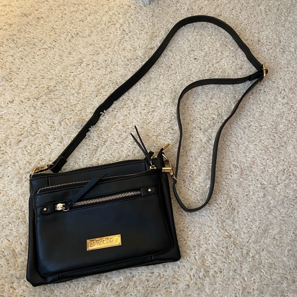 black crossbody bag